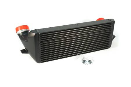 CSF Radiators - CSF 04-13 BMW 335i/xi (E90/E91/E92/E93) High Performance Stepped Core Bar/Plate Intercooler - Black