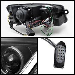 Spyder Auto - Spyder Audi A6 05-07 Projector Headlights Halogen Light Tube DRL Blk PRO-YD-ADA605-LTDRL-BK