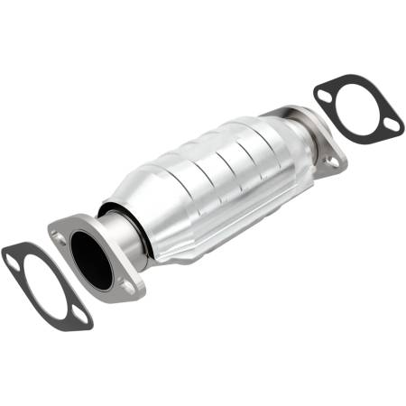 MagnaFlow Exhaust Products - MagnaFlow Converter Nissan-Toyota 12.38X5X4 2.5/2.