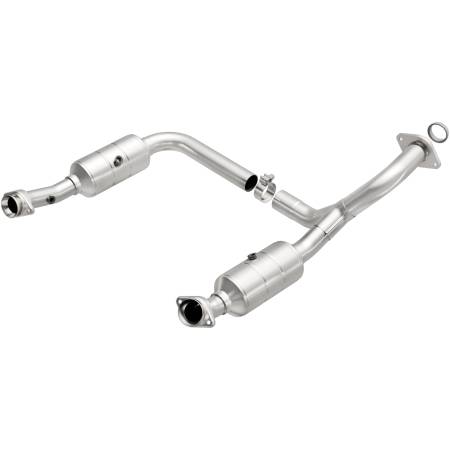 MagnaFlow Exhaust Products - MagnaFlow Converter DF 06-09 Ford Explorer / 06-10 Mercury Mountaineer 4.6L Y-Pipe Assembly (49 State)