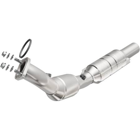 MagnaFlow Exhaust Products - MagnaFlow Converter DF 10-11 Chevy Camaro 3.6L Passenger Side