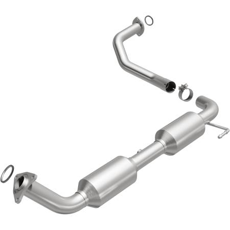 MagnaFlow Exhaust Products - MagnaFlow Converter DF 8/08-09 Toyota Tundra 5.7L Driver Side