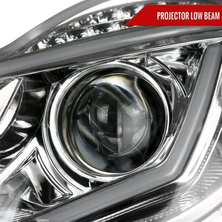 Spec'D Tuning Products - Spec-D 2001-2007 Mercedes Benz W203 C Class Sedan Projector Headlights w/ LED Light Bar & LED Turn Signal Lights (Chrome Housing/Clear Lens)