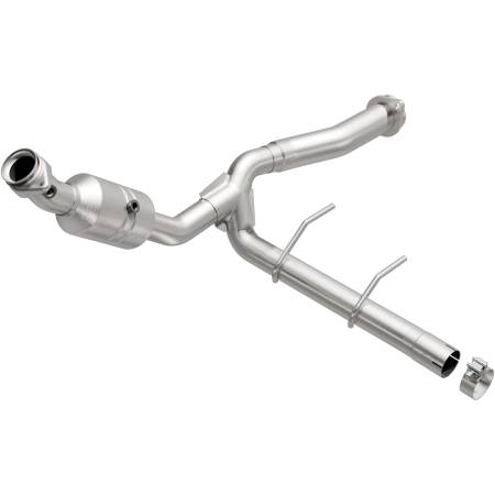 MagnaFlow Exhaust Products - MagnaFlow Converter DF 2011-2014 F-150 5.0L Underbody