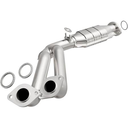 MagnaFlow Exhaust Products - MagnaFlow Converter DF 96-97 Lexus LX450 4.5L / 95-97 Toyota Land Cruiser 4.5L Front