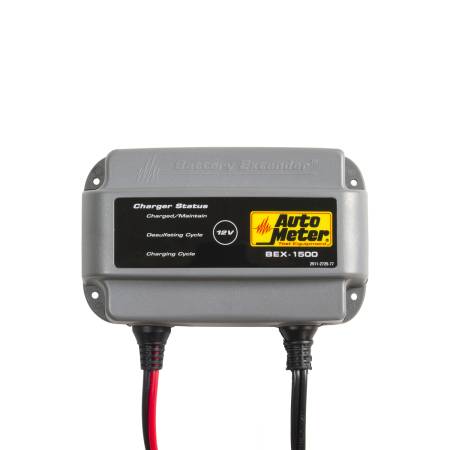 AutoMeter - AutoMeter Battery Charger/Maintainer 12V/1.5A