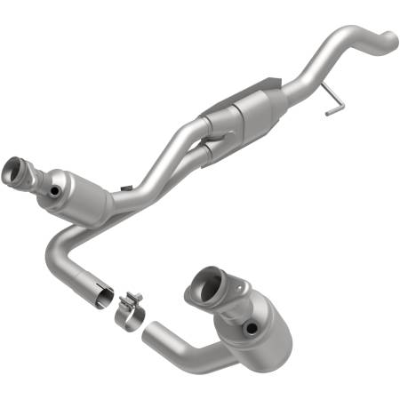 MagnaFlow Exhaust Products - MagnaFlow Converter DF 00-03 Dodge Dakota 4.7L 4WD (49 State)