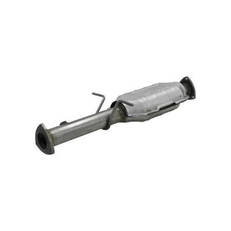 Flowmaster - Flowmaster 96-03 Chevy S10 Direct Fit (49 State) Catalytic Converter - 2.25 In. In / 2 In. Out
