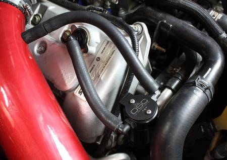J&L Oil Separator Co - J&L 99-04 Ford Mustang SVT Cobra Passenger Side Oil Separator 3.0 - Black Anodized