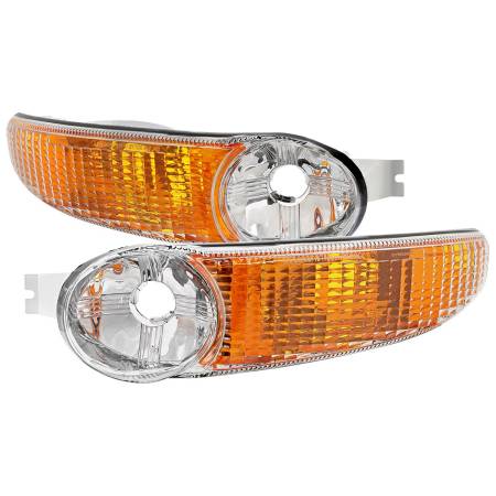 Spec'D Tuning Products - Spec-D 1999-2006 GMC Sierra/2007 Sierra Classic/2000-2006 Yukon XL Denali Factory Style Turn Signal Bumper Lights (Chrome Housing/Clear Lens)