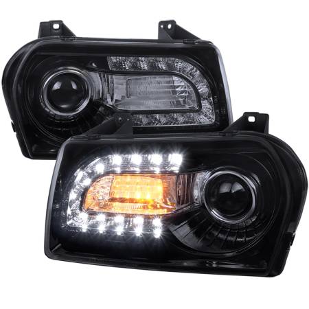 Spec'D Tuning Products - Spec-D 2005-2010 Chrysler 300 Base/LX/Touring Projector Headlights w/ LED Light Strip & LED Turn Signal Lights (Glossy Black Housing/Smoke Lens)