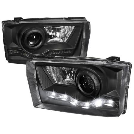 Spec'D Tuning Products - Spec-D 1999-2004 Ford F-250/F-350/F-450/F-550/Excursion Projector Headlights w/ SMD LED Light Strip (Matte Black Housing/Clear Lens)
