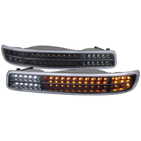 Spec'D Tuning Products - Spec-D 1999-2007 GMC Sierra/Yukon/Yukon XL Bumper Lights w/ Sequential Turn Signal Lights (Matte Black Housing/Clear Lens)