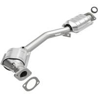 MagnaFlow Exhaust Products - MagnaFlow Converter DF 99-05 Subaru Forester/96-97 & 99-05 Impreza/01-03 Legacy/00-05 Outback Front/Rear - Image 1