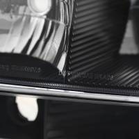 Spec'D Tuning Products - Spec-D 1999-2007 GMC Sierra/Yukon/Yukon XL Factory Style Crystal Headlights w/ Amber Reflector & Bumper Lights (Matte Black Housing/Clear Lens) - Image 3