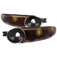 Spec'D Tuning Products - Spec-D 1999-2006 GMC Sierra/2007 Sierra Classic/2000-2006 Yukon XL Denali Factory Style Turn Signal Bumper Lights (Matte Black Housing/Clear Lens) - Image 1
